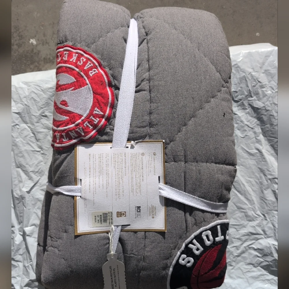 NBA Eastern Conference Quilt by [Pottery Barn Teen] - Gray and Red- Twin